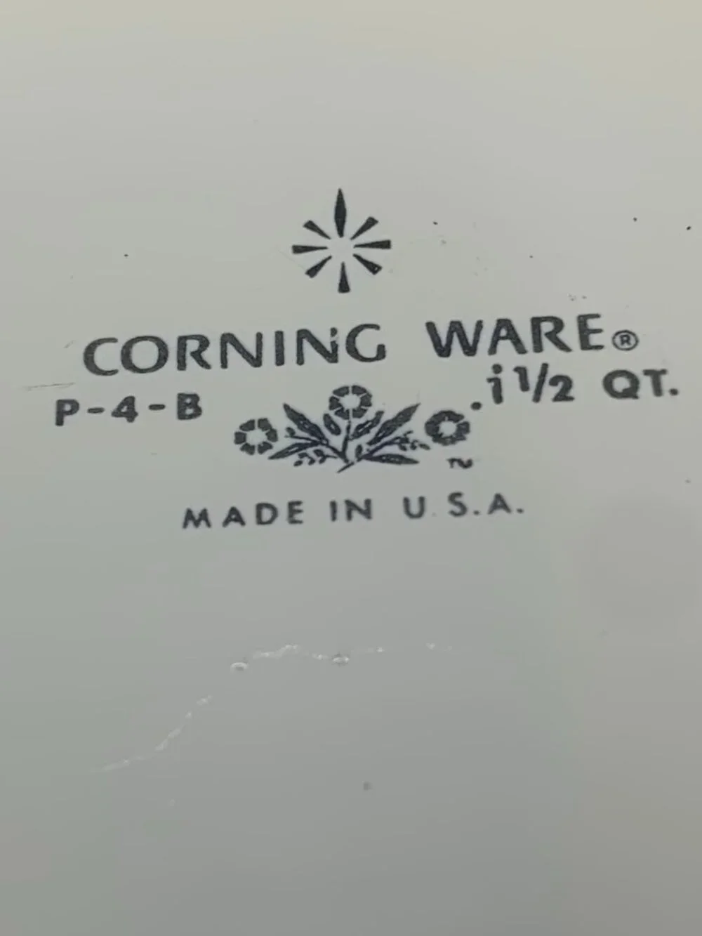 Vintage Corning Ware Blue Cornflower P-4-B 1 1/2 QT. Loaf